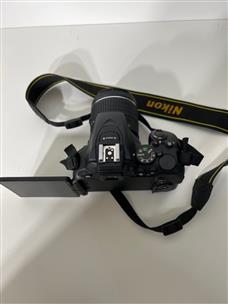 NIKON D5600 18-55 VR KIT Like New | Buya